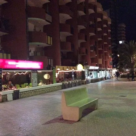 Sylvia, By Beach, Sea View, Promenade, Garage *