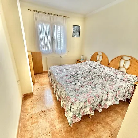 Sylvia, By Beach, Sea View, Promenade, Garage Apartment *