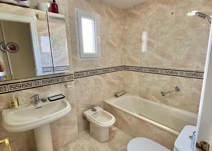 Apartment Sylvia, By Beach, Sea View, Promenade, Garage Calpe