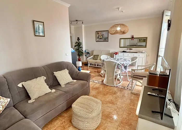 Sylvia, By Beach, Sea View, Promenade, Garage *