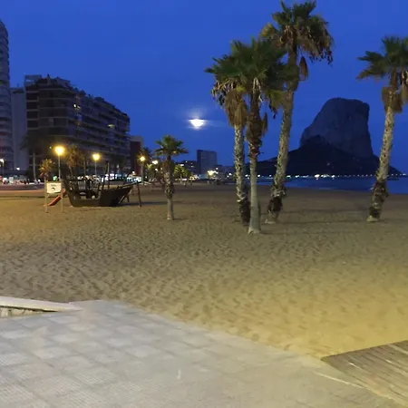 Sylvia, By Beach, Sea View, Promenade, Garage Appartamento *